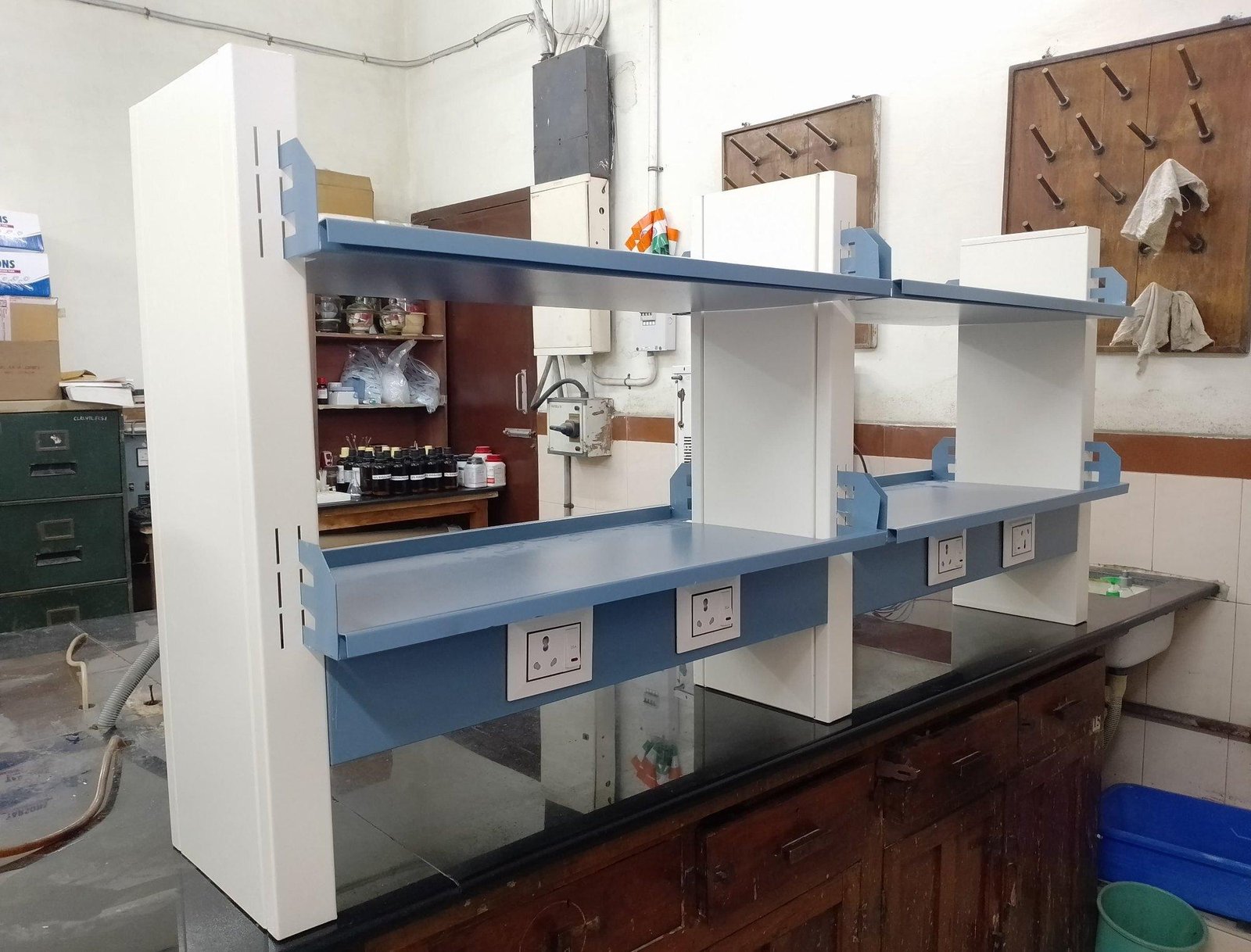 Reagent Racks Furniture